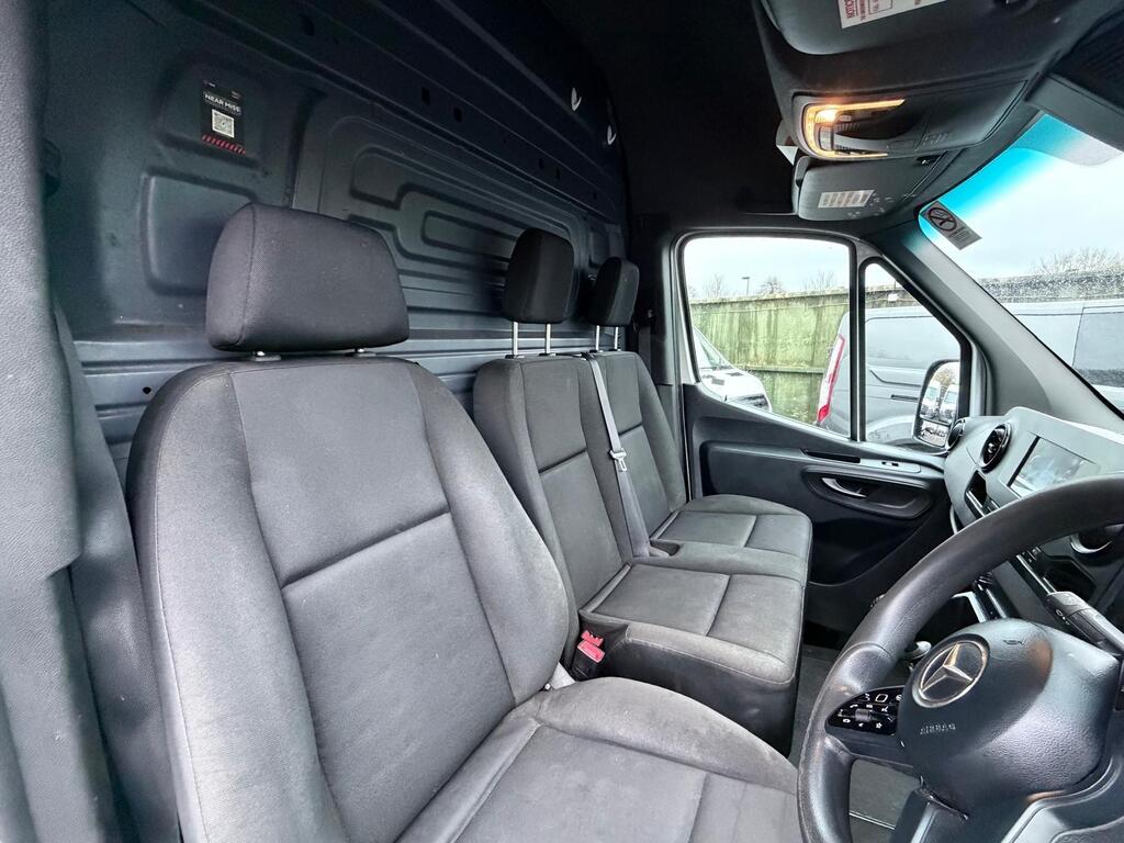 GR Auto - 4 - Mercedes-Benz Sprinter (16)